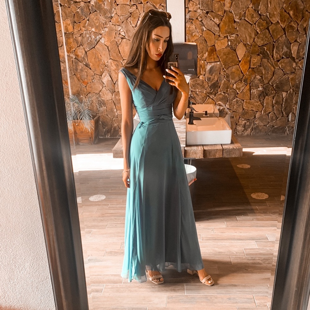 David’s Bridal Long Formal Dress size 4
